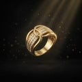Anillo de Esferas Doradas con Circonias